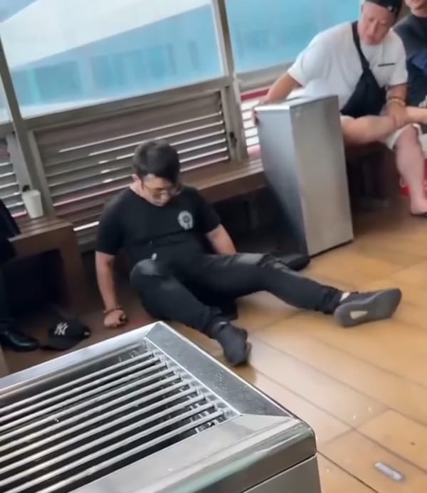 Guy Smoking K Pods