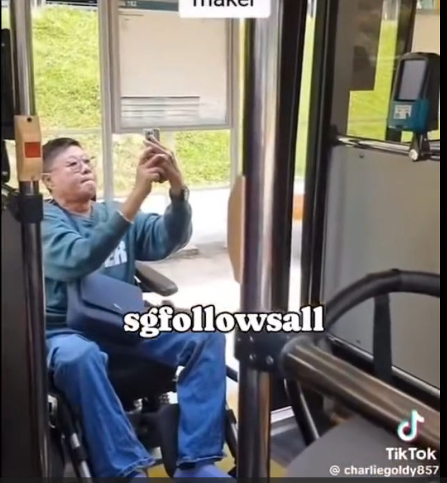 Professor X Clears the Bus with One Thought