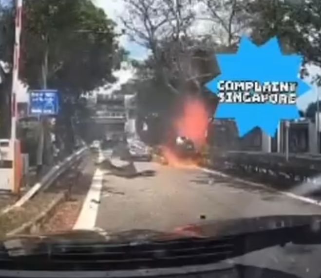 Porsche speeding and crashed, car burst into flames immediately