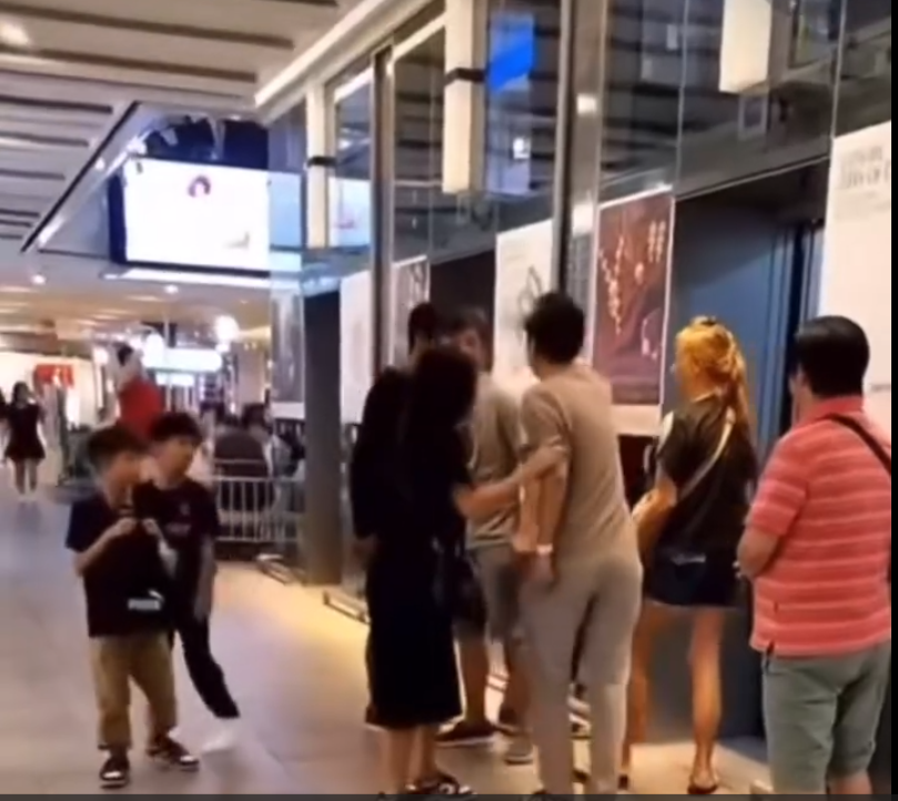 “Two Dads, One Argument, and a Masterclass in Hokkien Vulgarities”